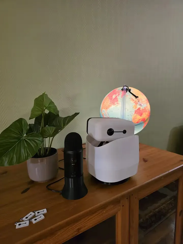 Telosia Elderly-Care Robot detail